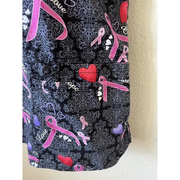 Scrubstar V Neck Breast Cancer Awareness Hearts Print Women's Scrub Top Size M - Picture 5 of 7